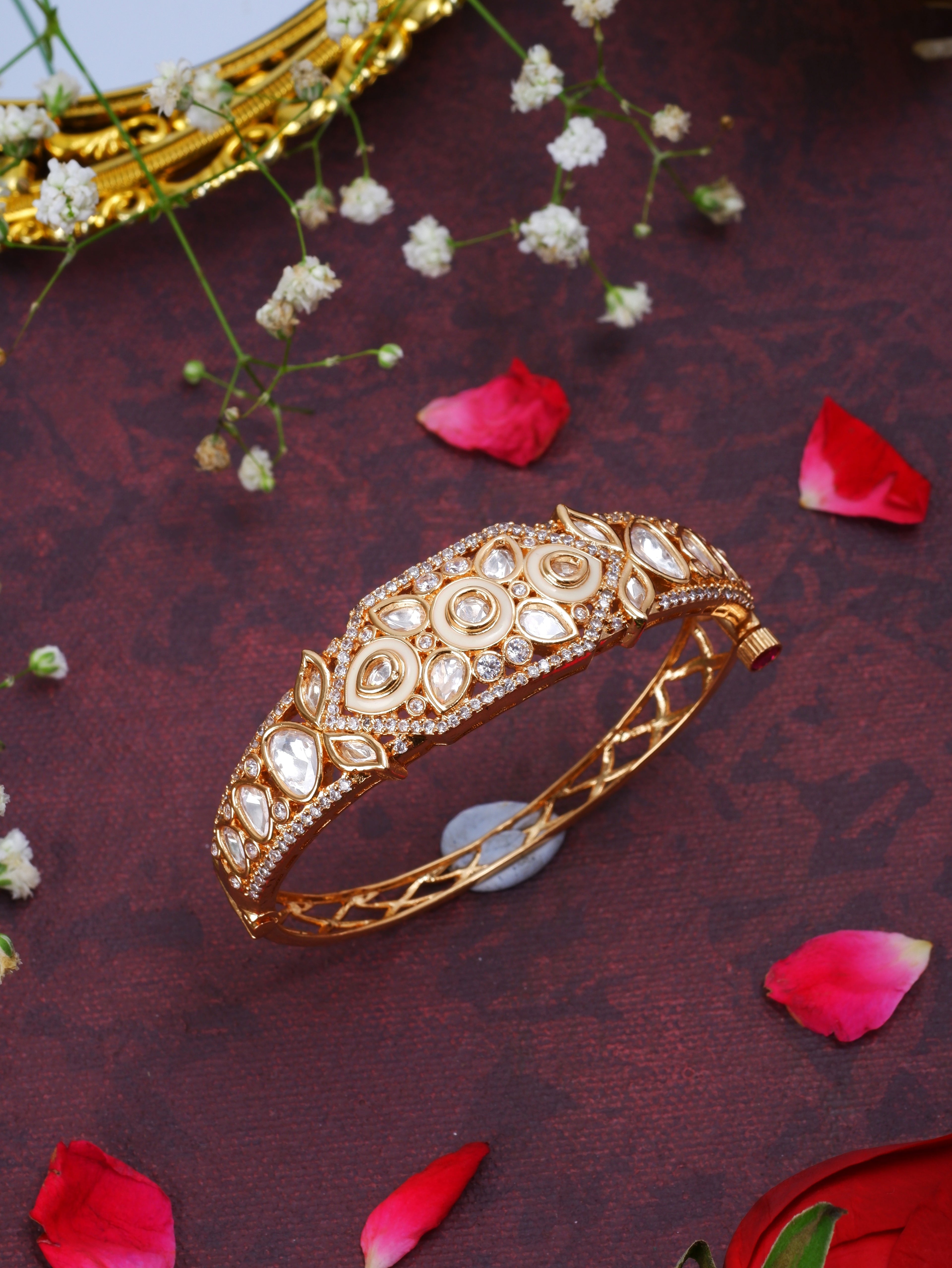 Regal moissanite bracelet