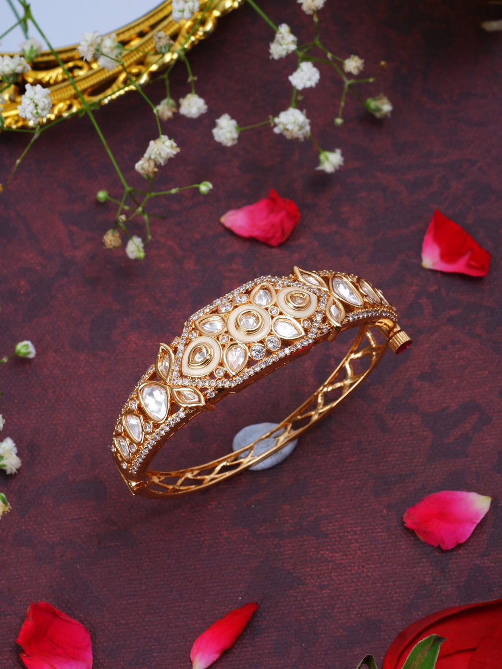 Regal moissanite bracelet