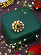 Emerald kundan ring